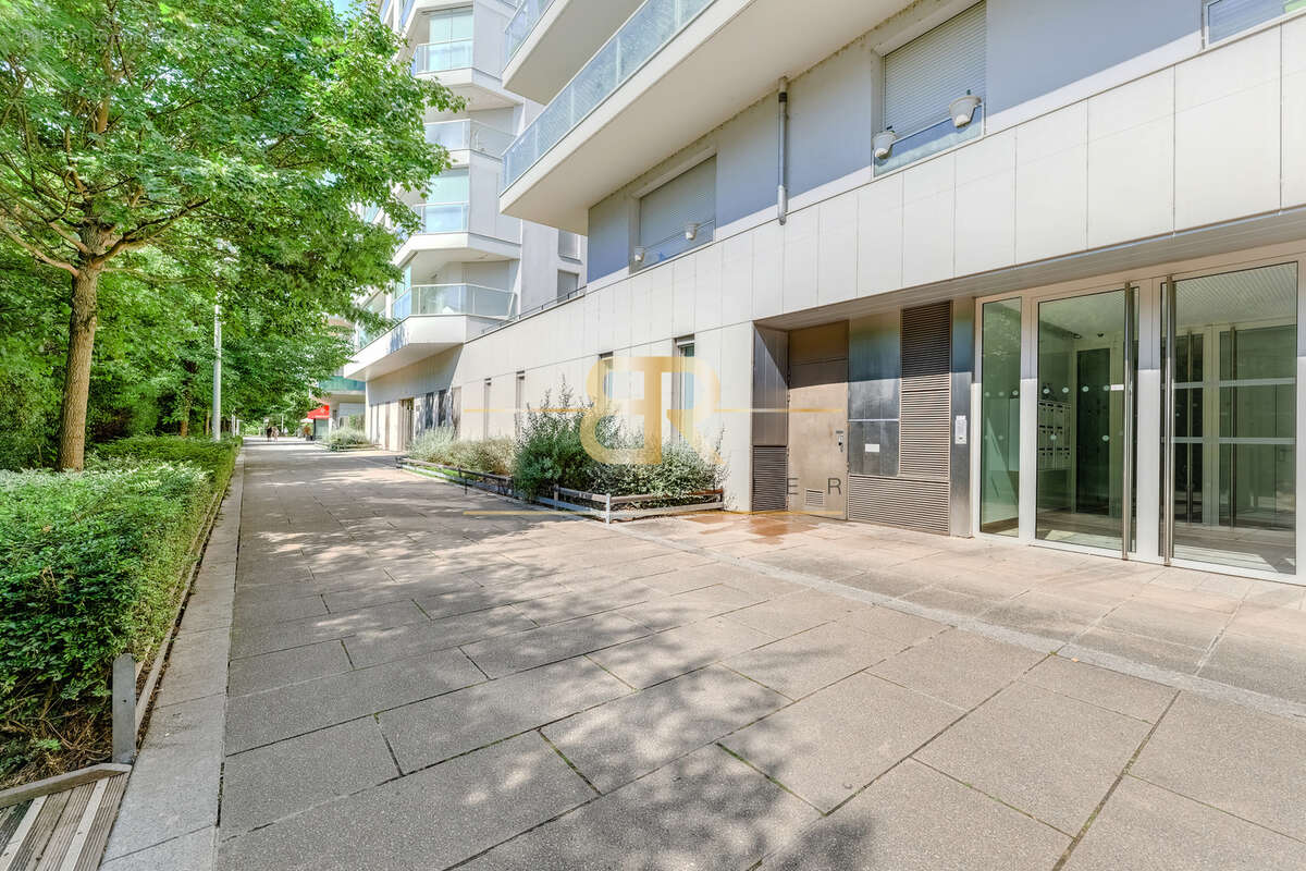 Superbe appartement familial de 4 pièces 79m2 avec balcon-terrase - lumineux - calme - récent - photo 15