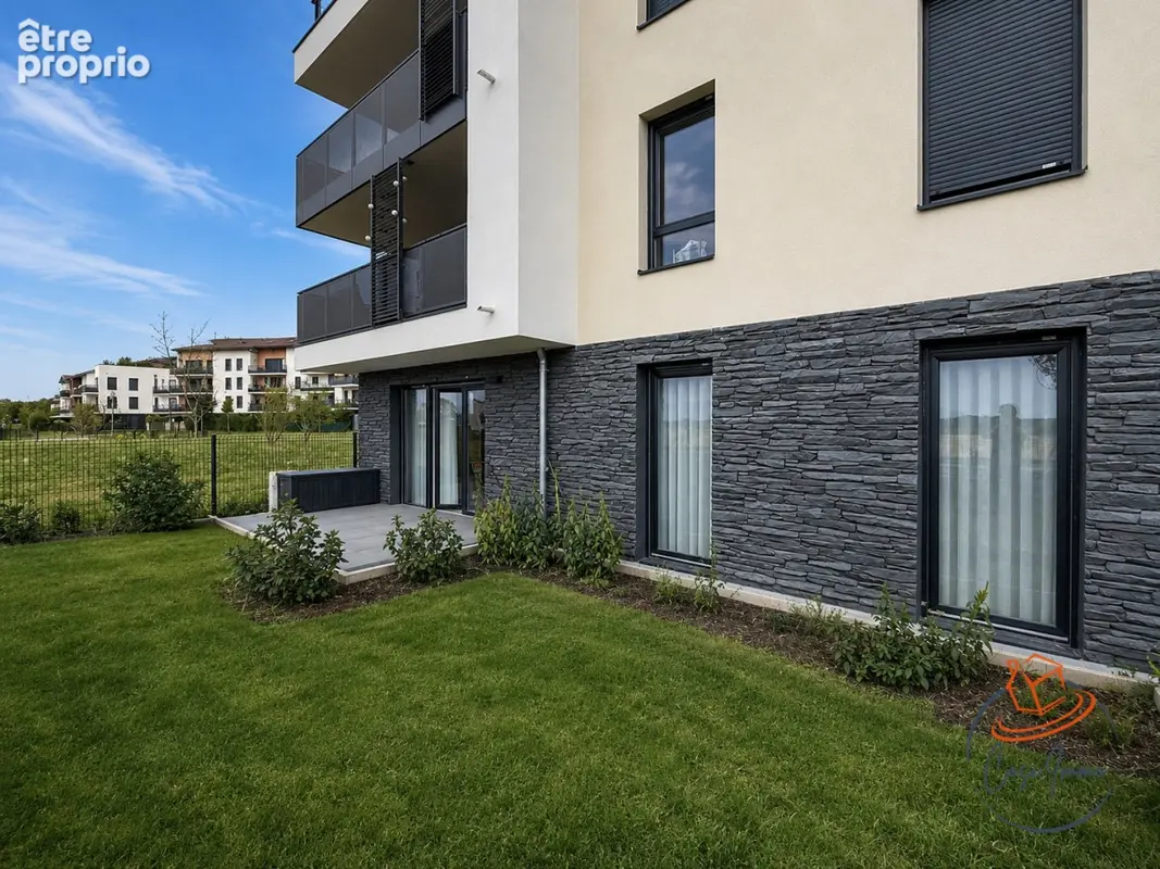 CESSY - Appartement T3 en rez de jardin avec vue mont blanc dégagé équipé d'un garage - photo 2