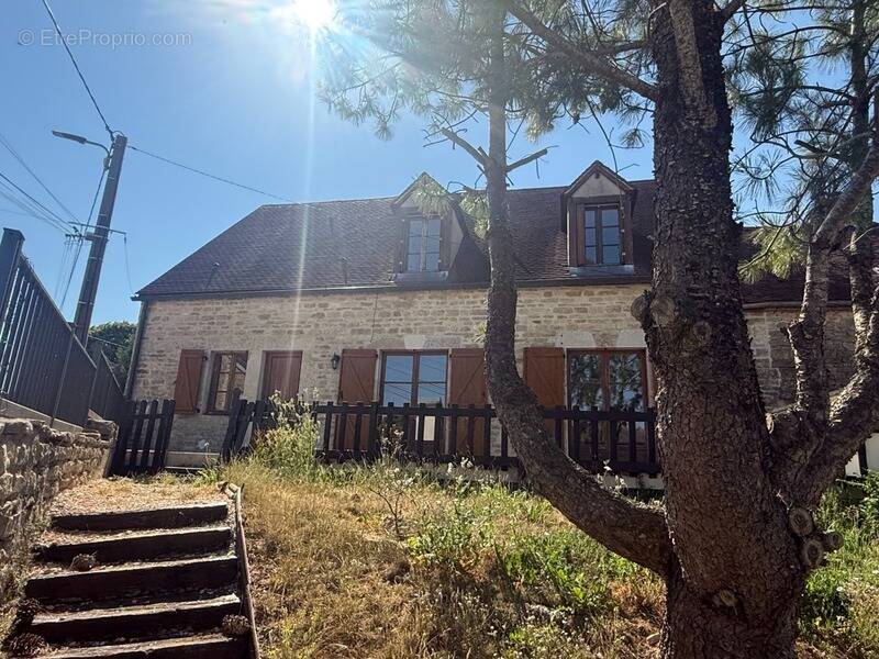 Maison à ERINGES