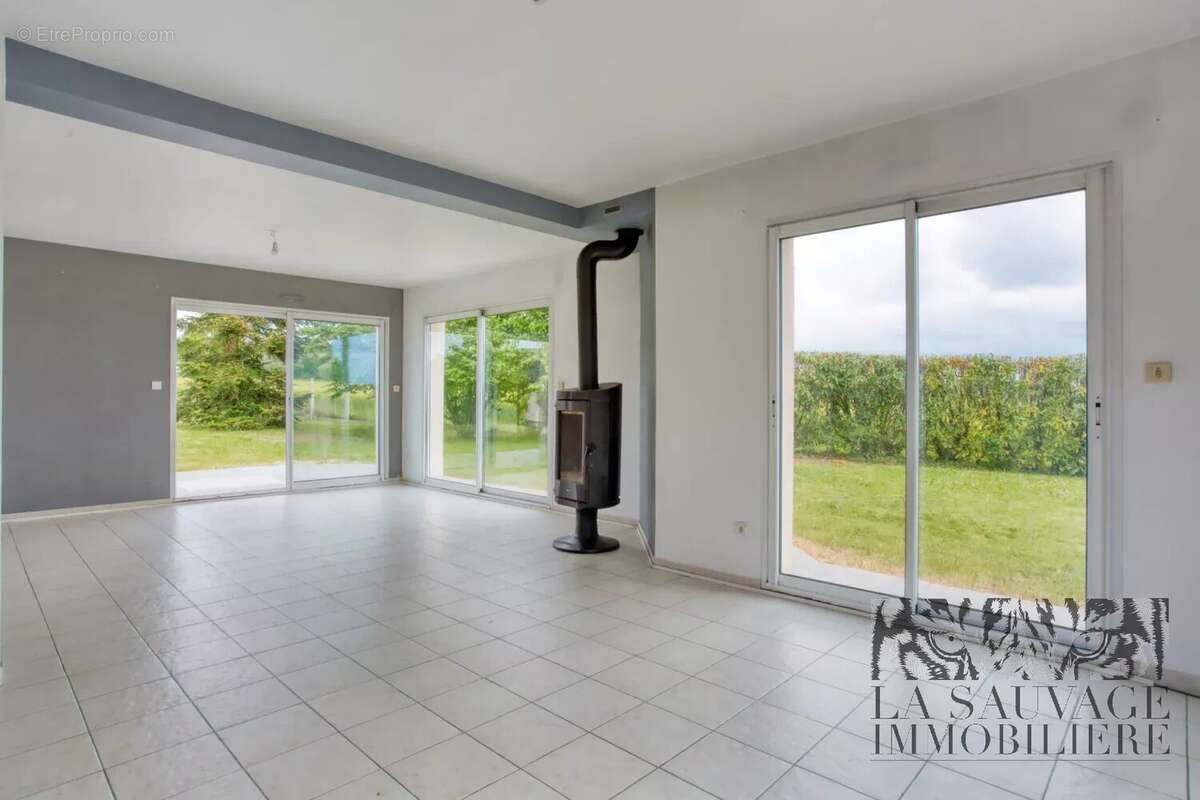 Appartement à VILLEGATS