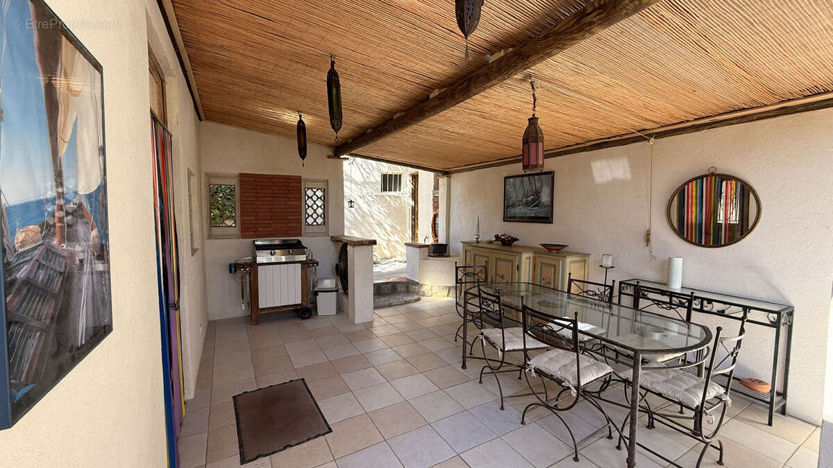 Maison à CAGNES-SUR-MER