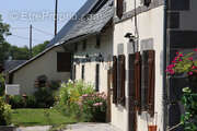 Maison à SAINT-SAUVES-D'AUVERGNE