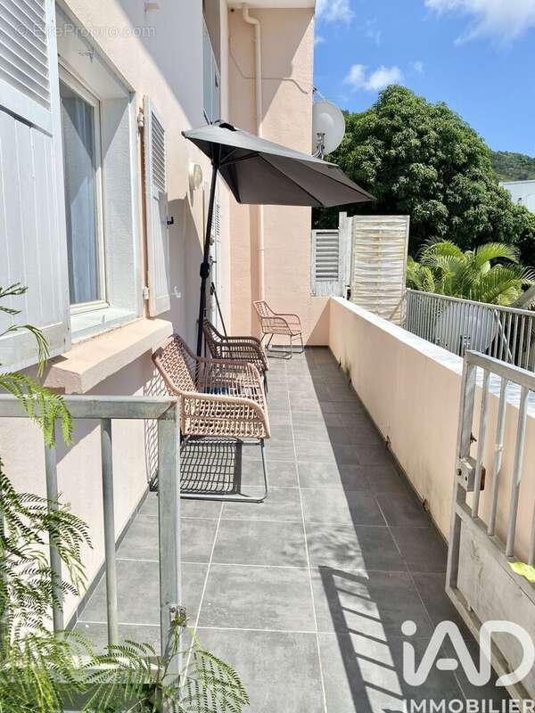 Photo 2 - Appartement à SAINT-DENIS