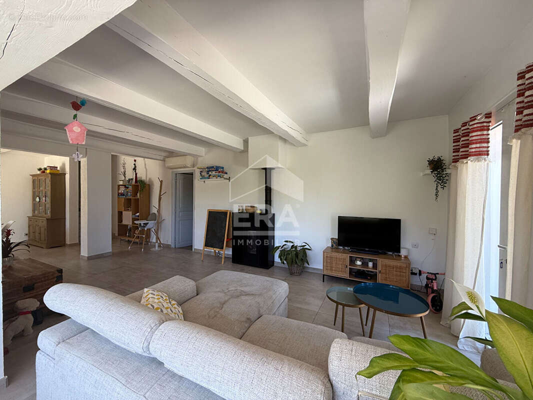 Maison à SAINT-MAXIMIN-LA-SAINTE-BAUME