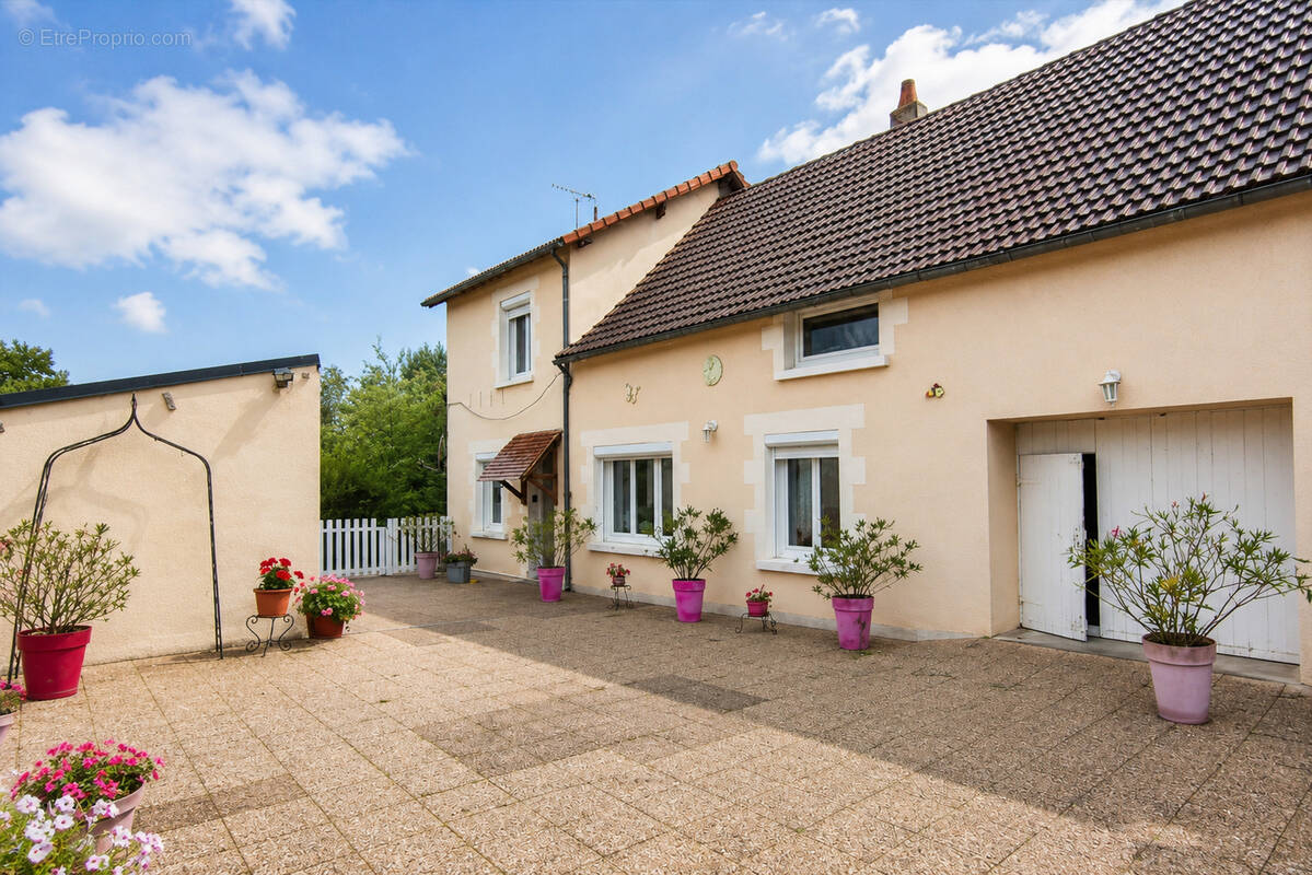 Maison à BOSSAY-SUR-CLAISE