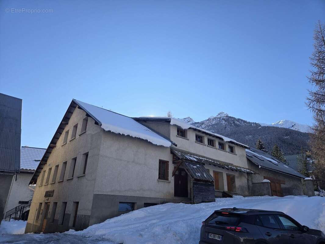 Commerce à LE MONETIER-LES-BAINS