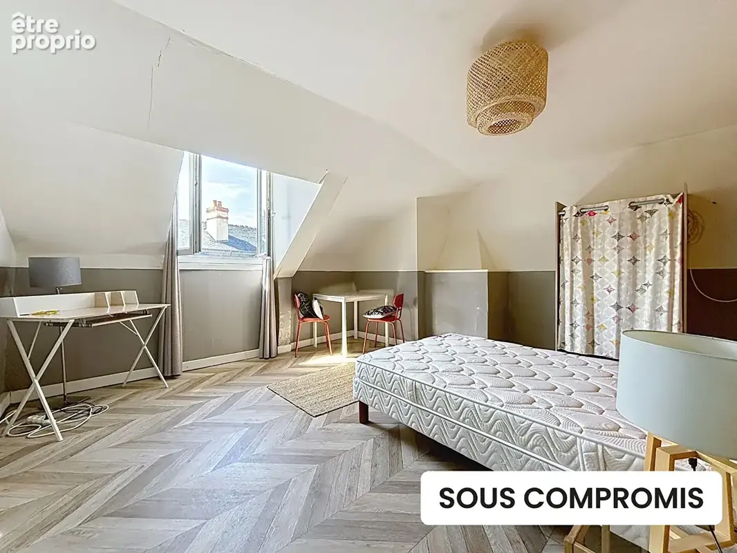 Appartement Rennes - Les Lices - studio - 20.26 m² carrez - 23.68 m² au sol - dernier étage - local vélo - photo 2