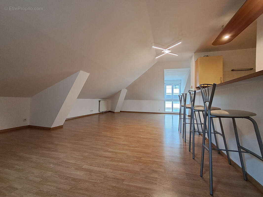 Appartement 70m² à vaujours - photo 2