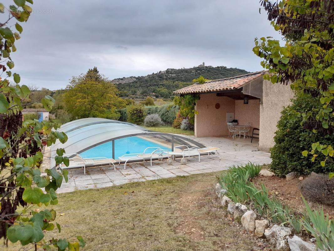 Maison à SAINT-JULIEN