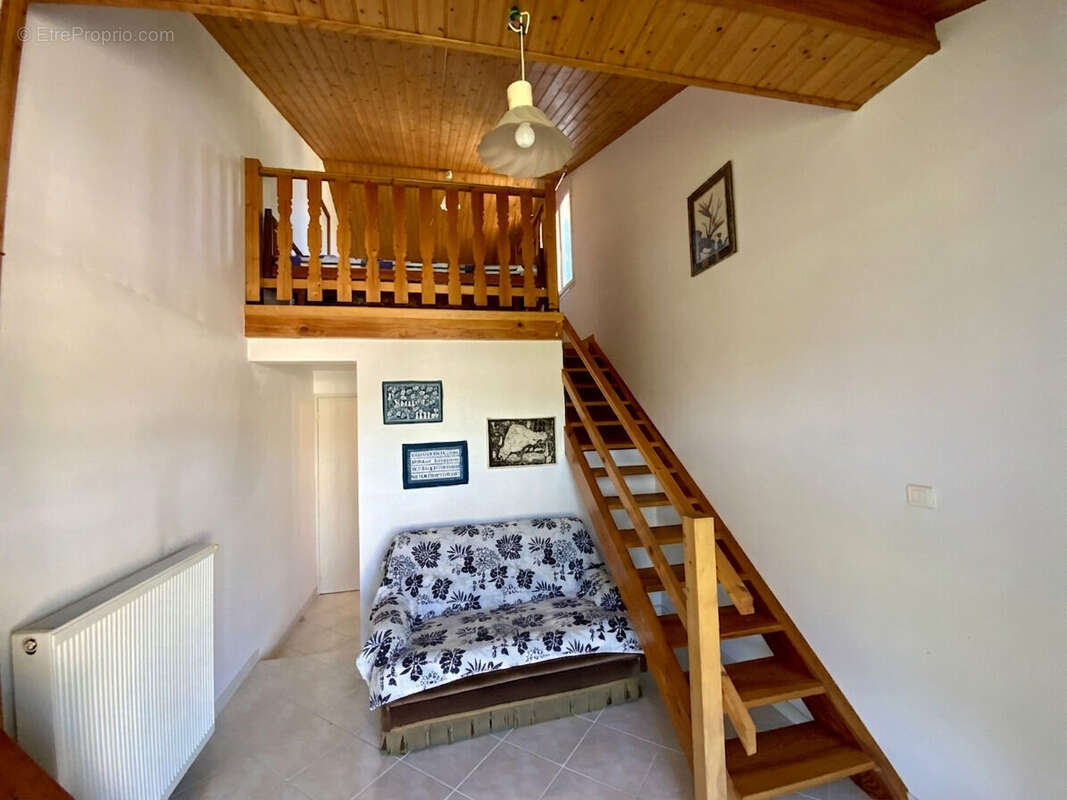 Maison Jonzac 6 pièce(s) 140 m2  et sous sol - photo 9