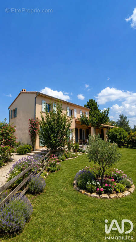 Maison 169 m² à Aurel  - photo 2