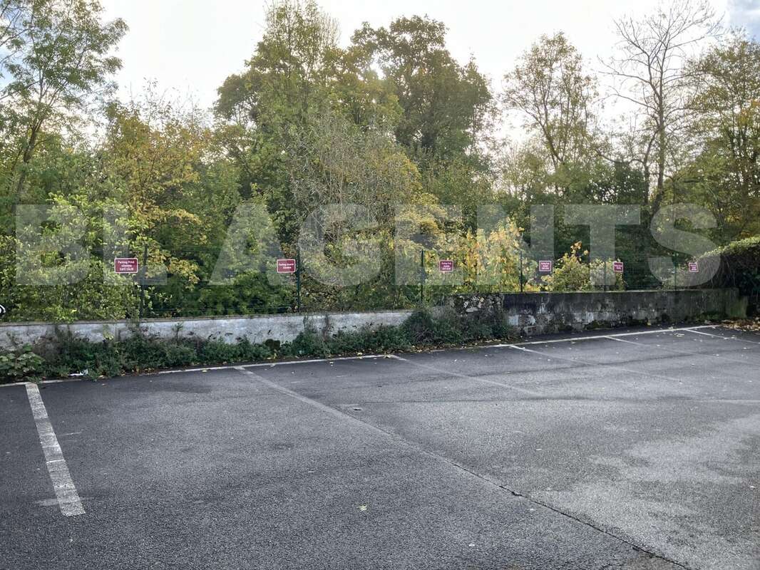 IMG_8012 - Commerce à LA FERTE-SOUS-JOUARRE