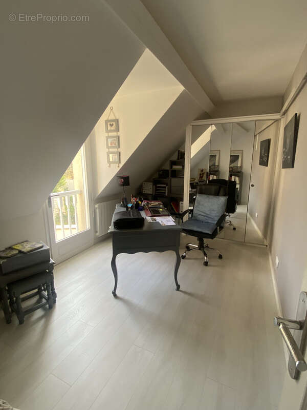 Maison à LIVRY-SUR-SEINE