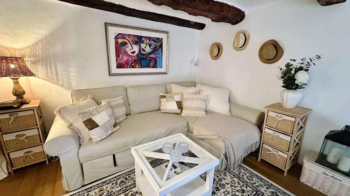 Maison à CAGNES-SUR-MER