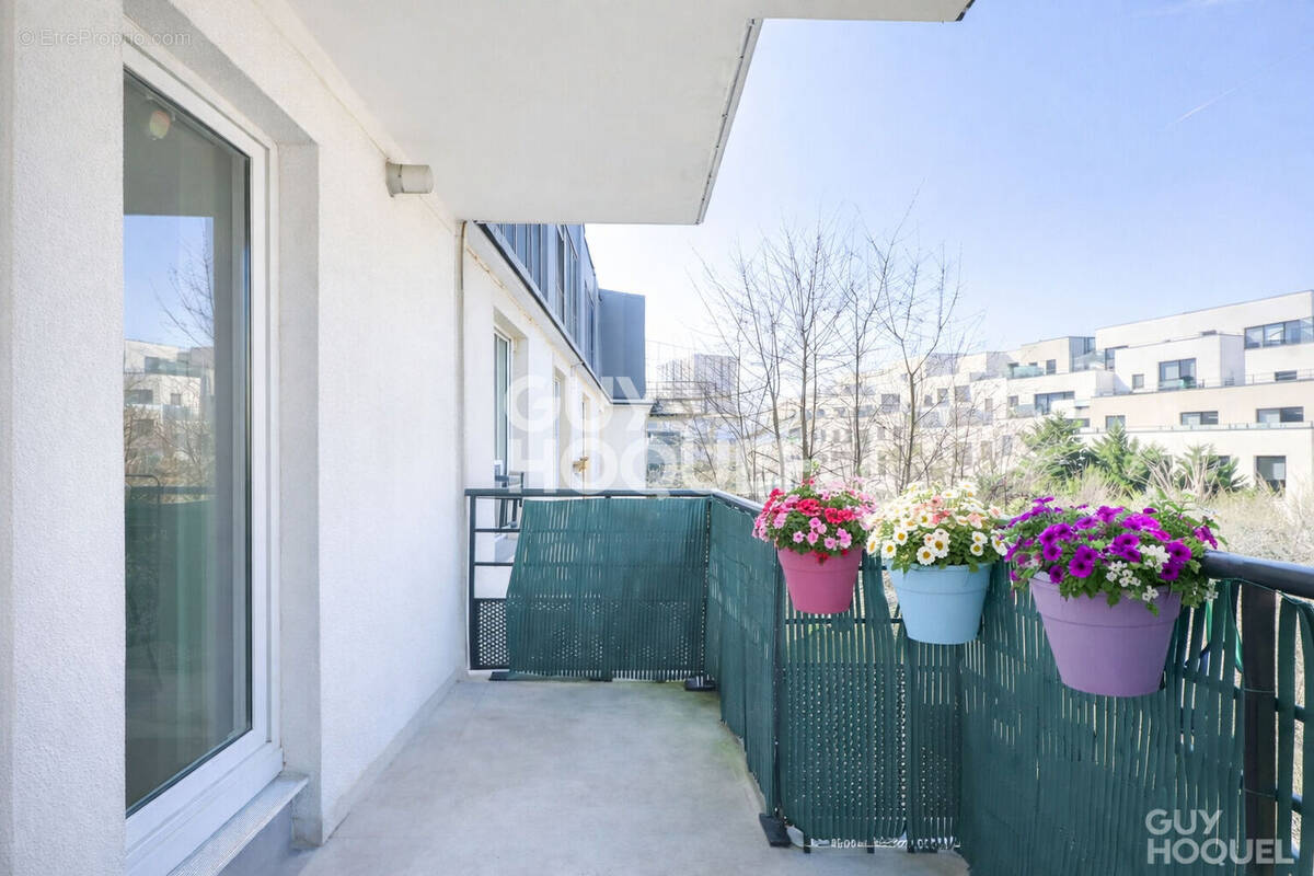 Appartement à AUBERVILLIERS