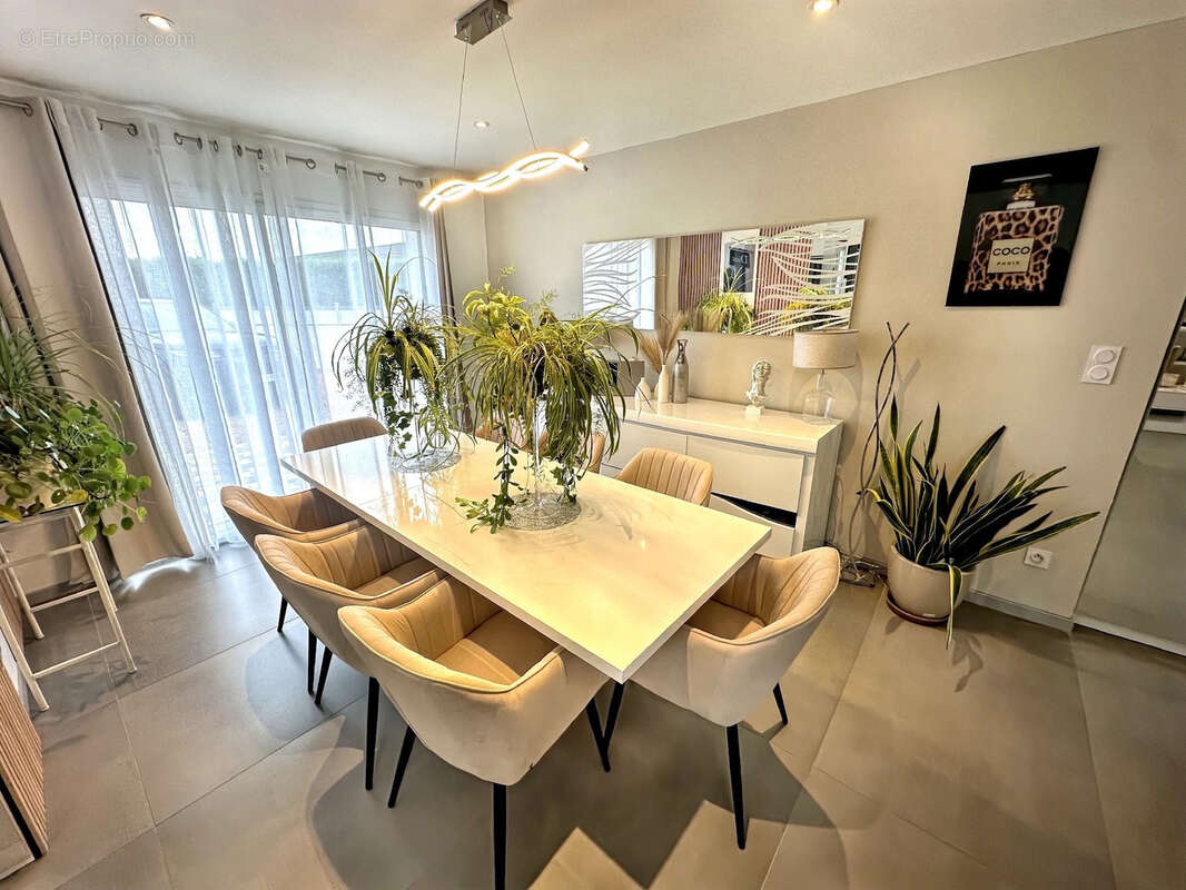 SAINTE BAZEILLE 47180 Maison contemporaine de 185 m2 avec piscine chauffée et jardin - photo 4