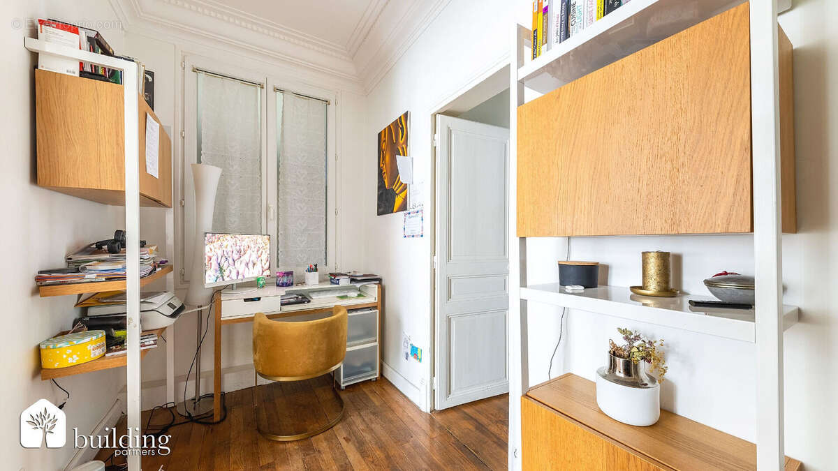 Appartement à PARIS-17E