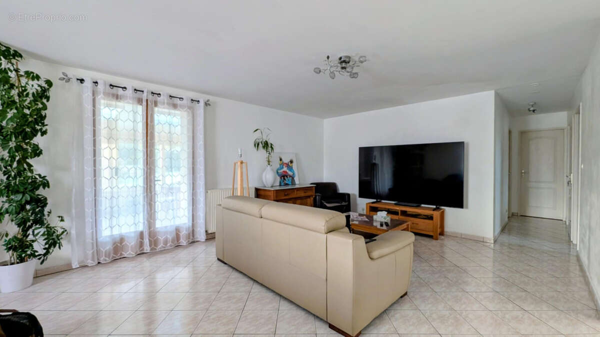 Maison à LA FRENAYE