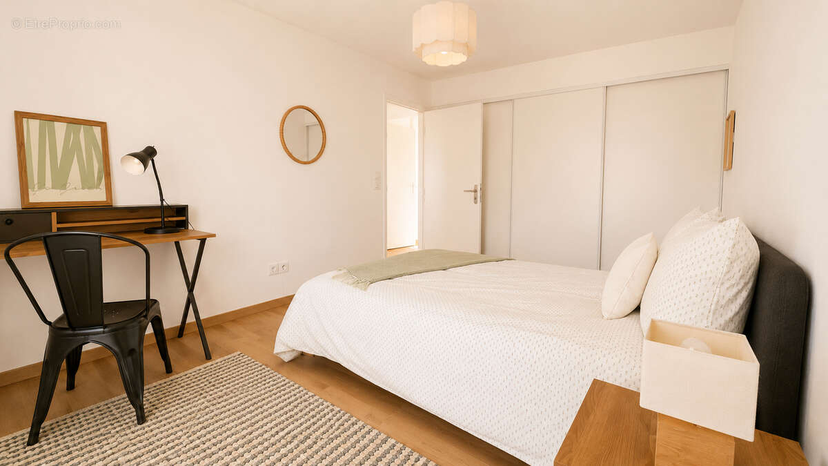 Appartement T3 - 79m2 - Saint-Cyprien - photo 11