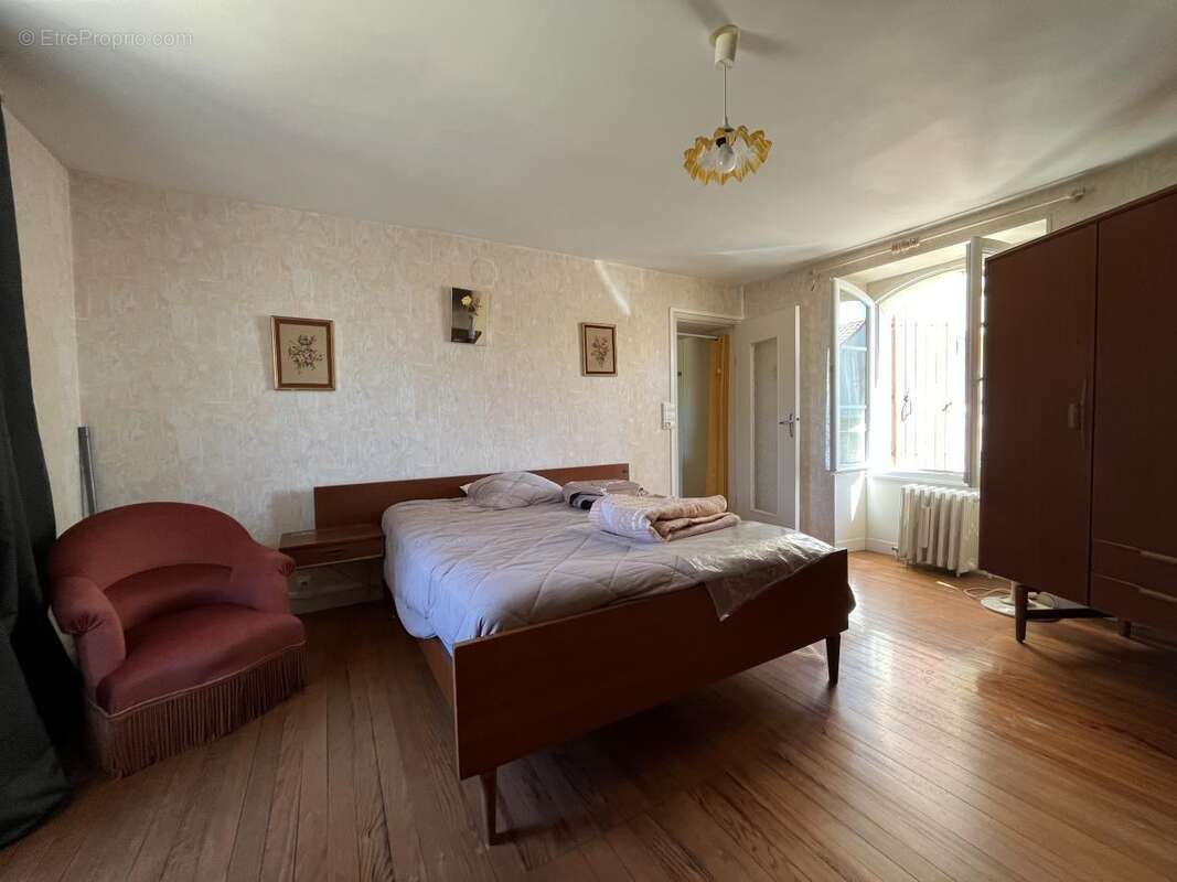 Maison à DOLLON