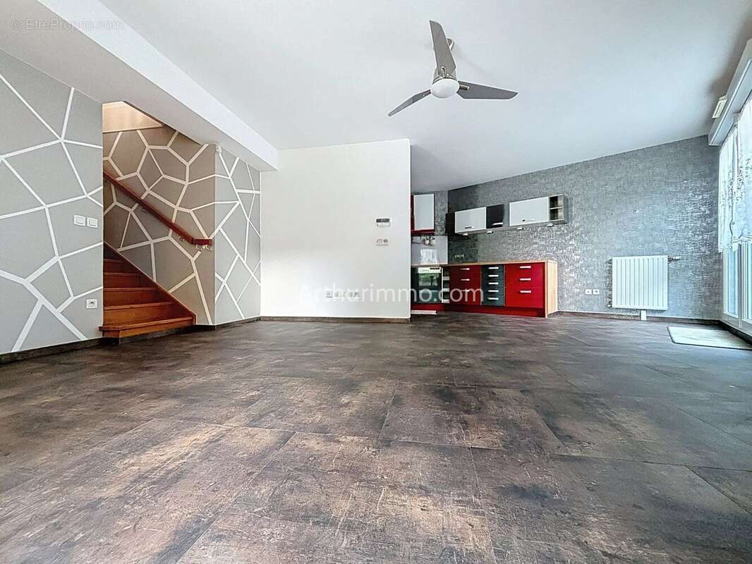 Appartement à LIMEIL-BREVANNES