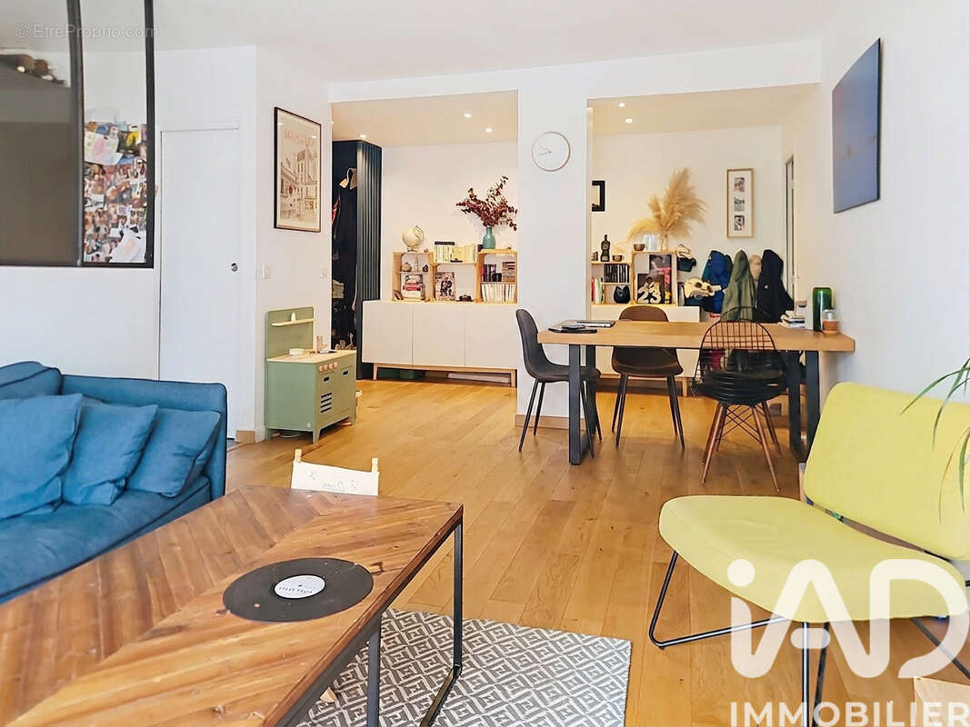 Photo 2 - Appartement à PARIS-20E