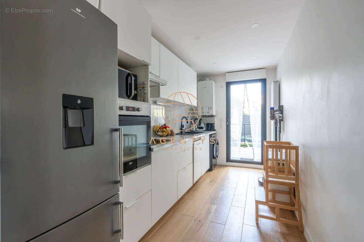 Appartement à LE PERREUX-SUR-MARNE