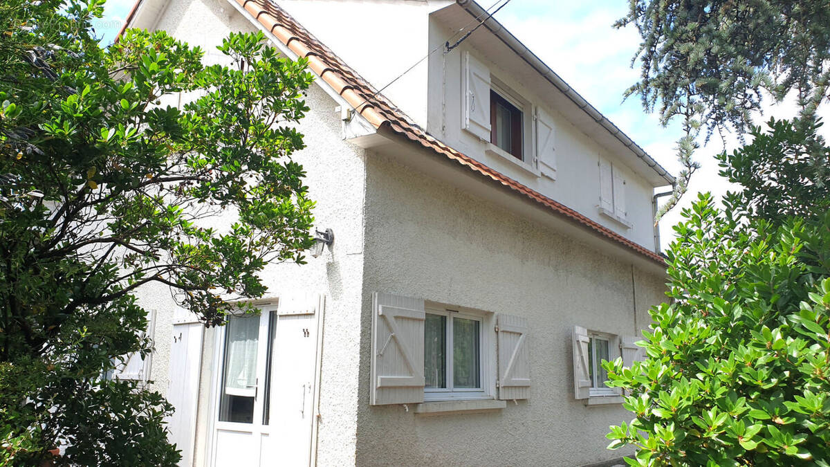 Maison à SAINT-MICHEL-CHEF-CHEF