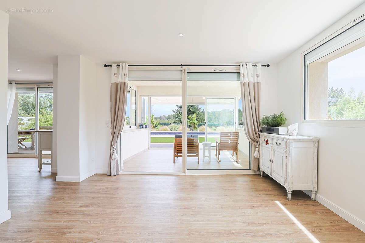 Maison à LA FARLEDE