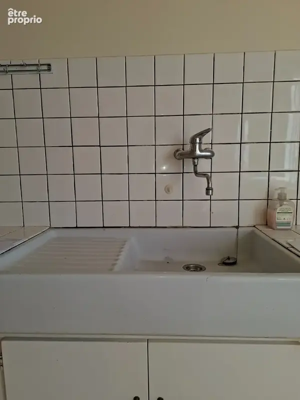 Maison de village à réfraichir, 5 min écoles college, péage, et gare Sncf, 35 min le Mans, 15 min ALENCON avec  jardinet - photo 5