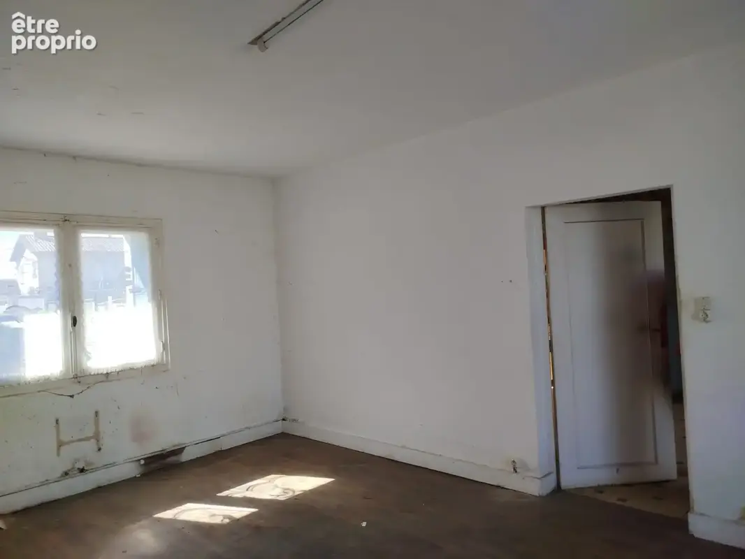 Maison 5 pièces 70 m² à vendre à Saint-Macoux (86400) - photo 5