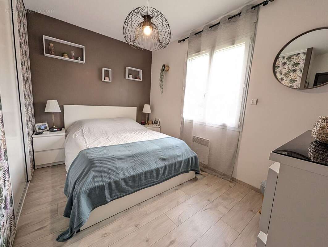 Maison à DOMPIERRE-SUR-CHARENTE