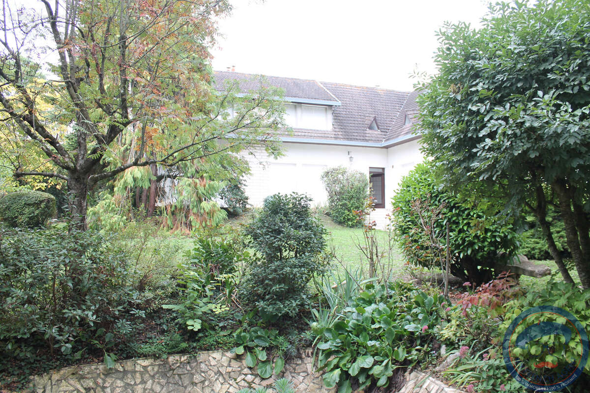 Fondettes - les roches - photo 12
