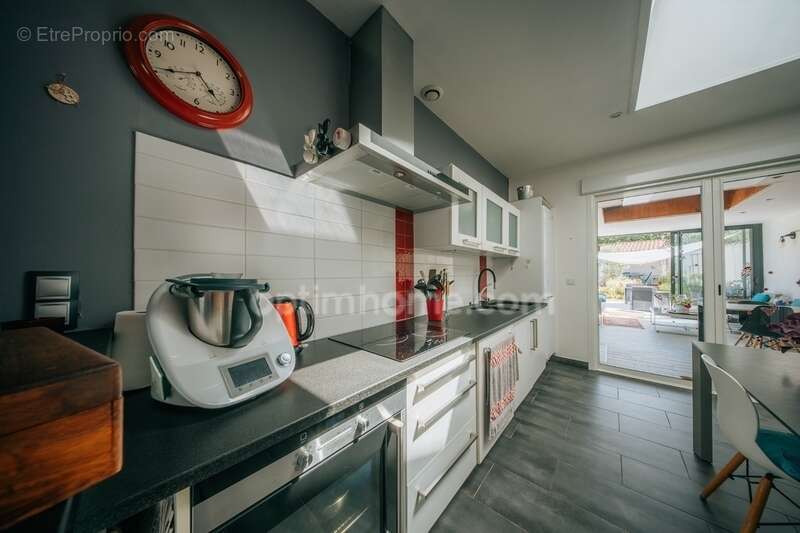 Maison à vendre 6 pièces LA ROCHELLE (17) - photo 14