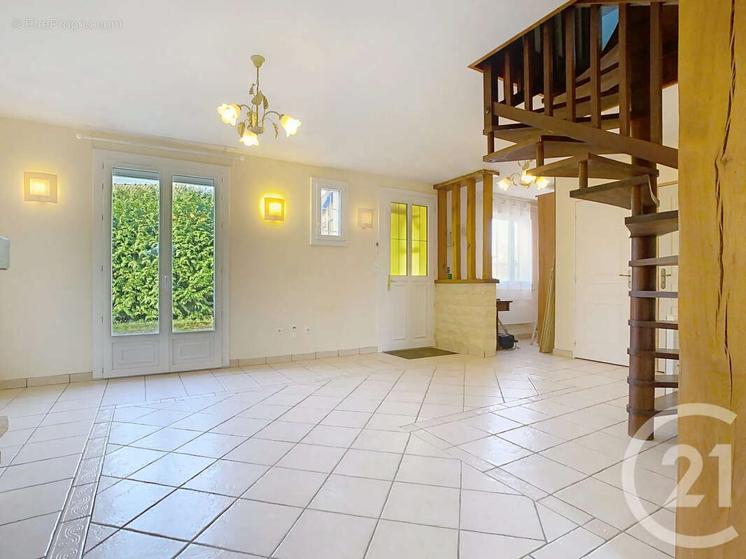 Maison à NANGIS