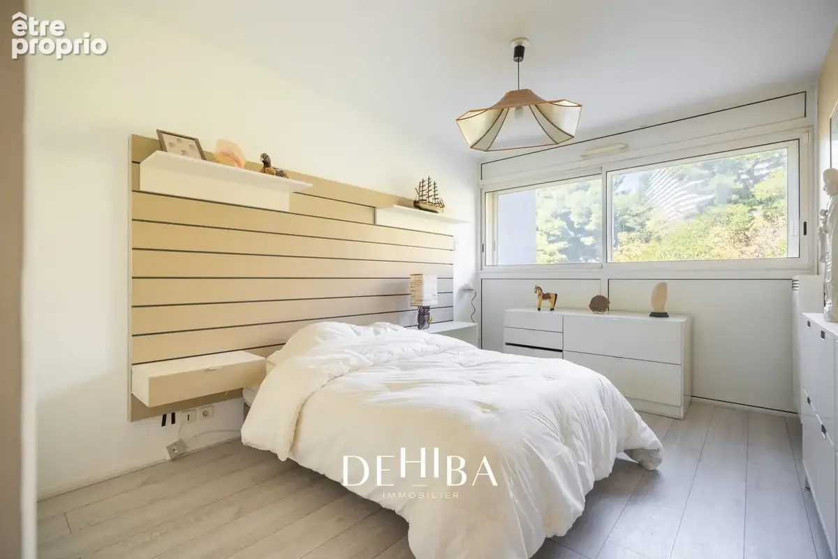 Carré d'or - appartement familial de 112m2 avec terrasse plein ciel, garage et cave - photo 8