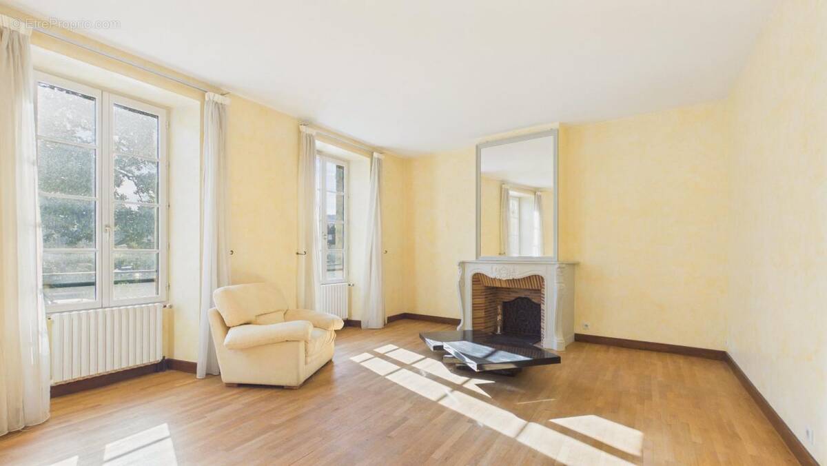 Appartement à SAINT-CERE