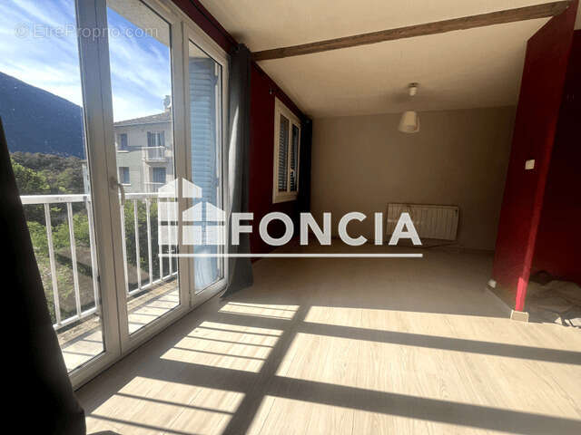 Appartement à VIZILLE