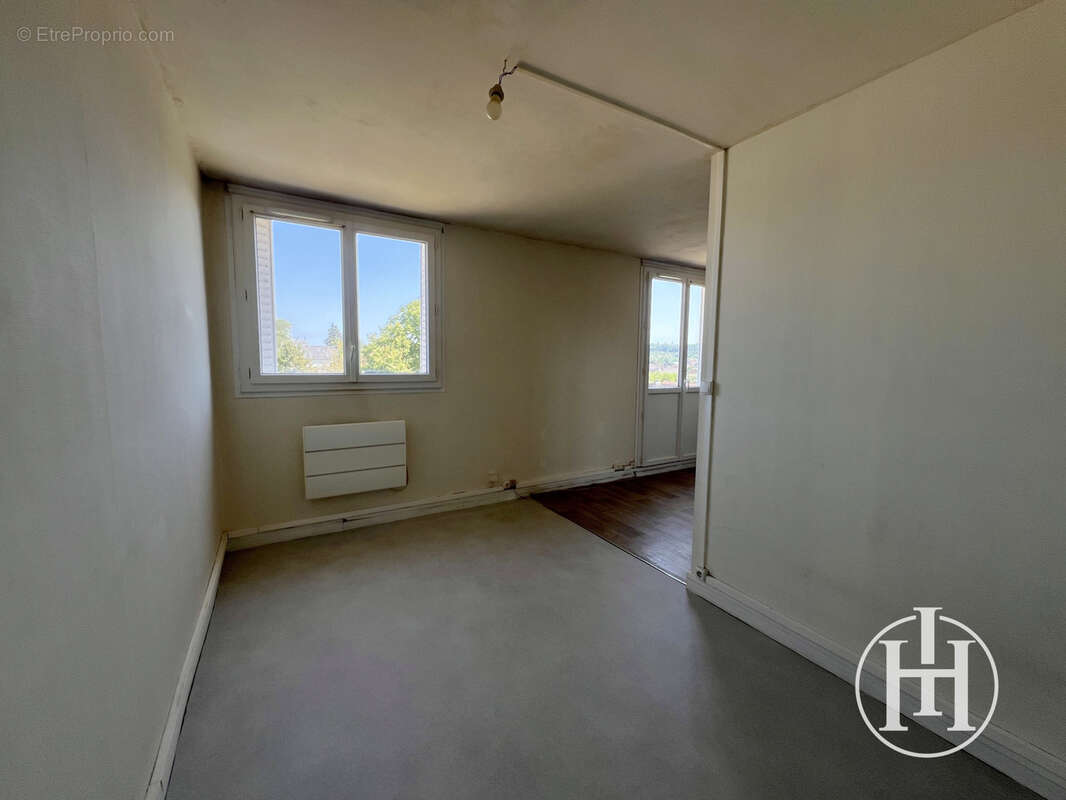Appartement F3 - photo 2