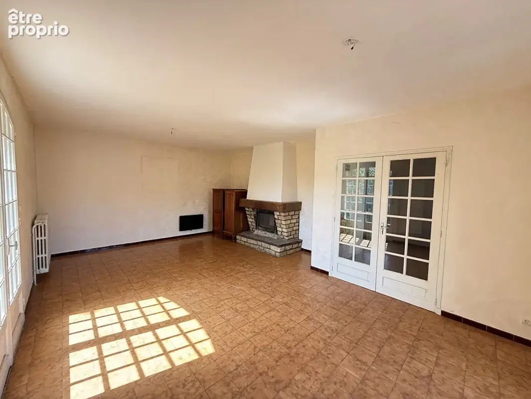 Maison à rénover 6 pièces à La Salvetat-Saint-Gilles - Potentiel à saisir - photo 6