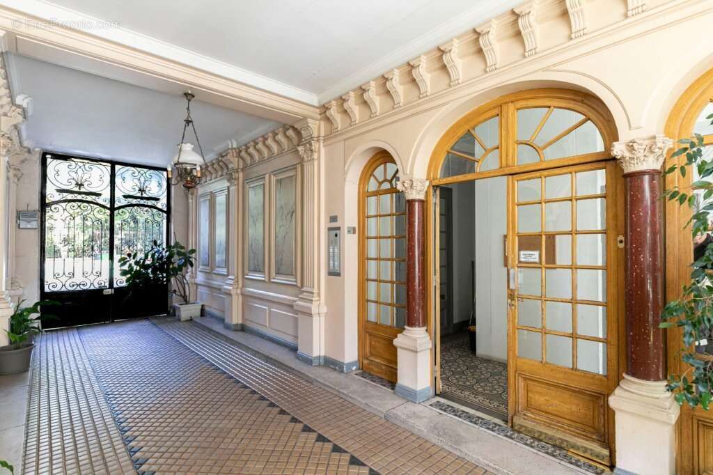 Commerce à LEVALLOIS-PERRET