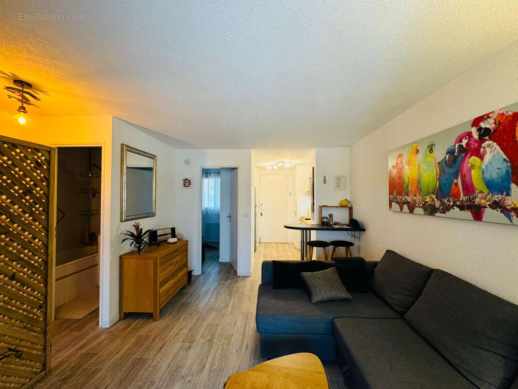 Appartement à COGOLIN