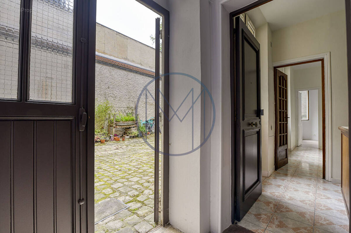 Appartement à VERSAILLES