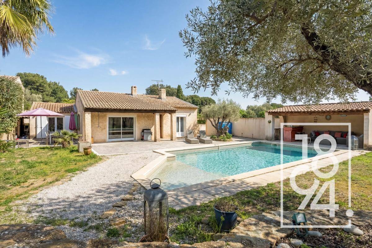 Maison à LA CADIERE-D'AZUR