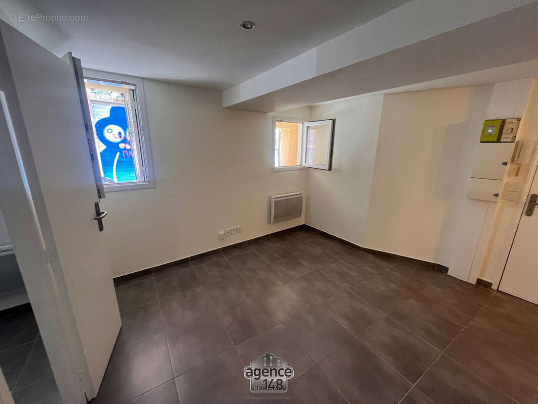 Appartement à MARSEILLE-2E