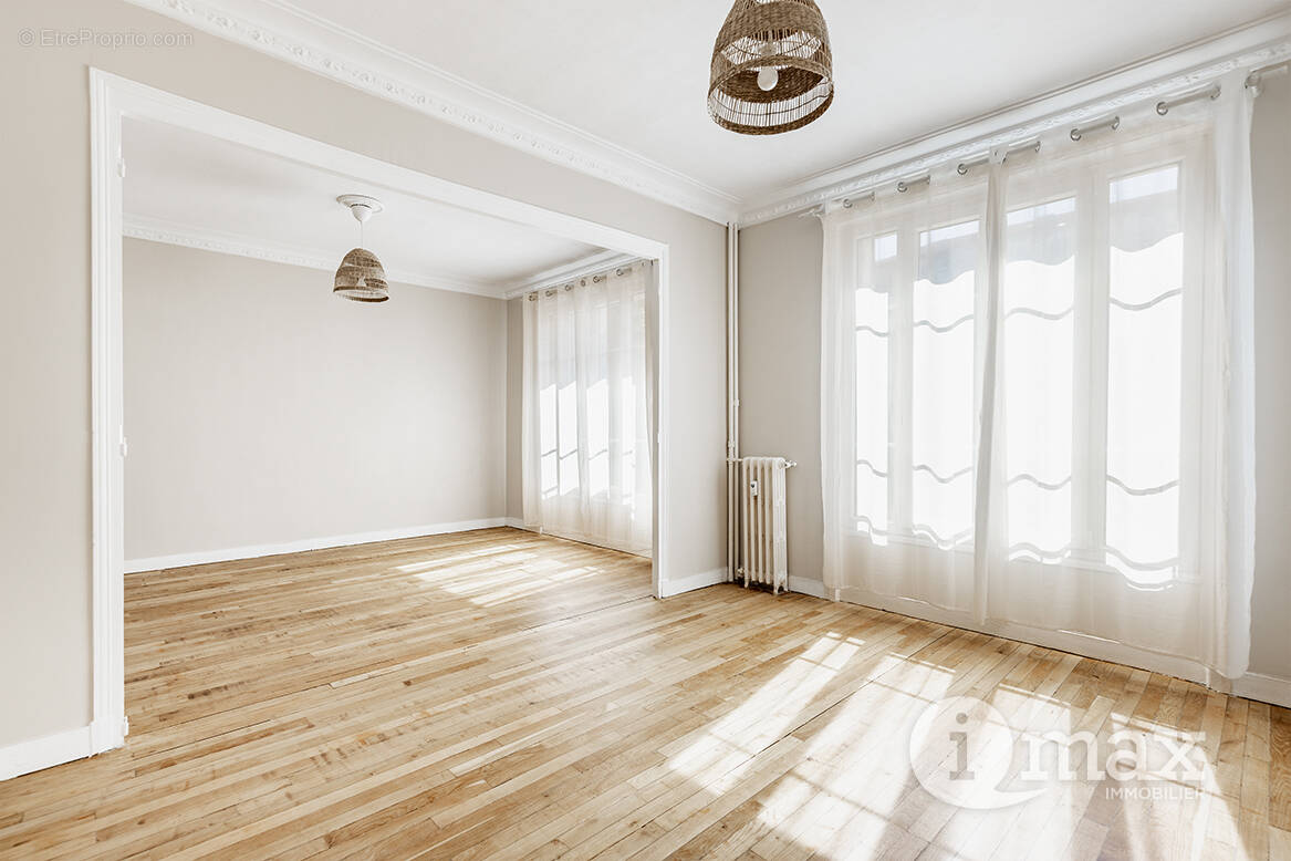 Appartement à ASNIERES-SUR-SEINE