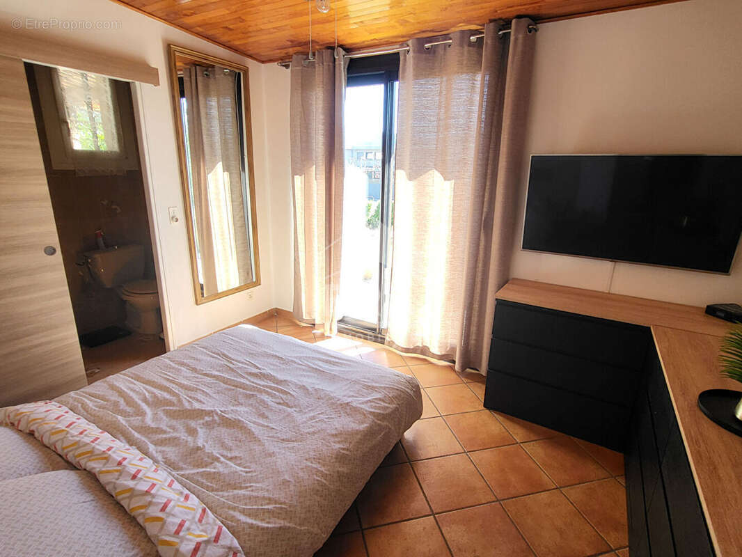Maison à CHATEAU-ARNOUX-SAINT-AUBAN