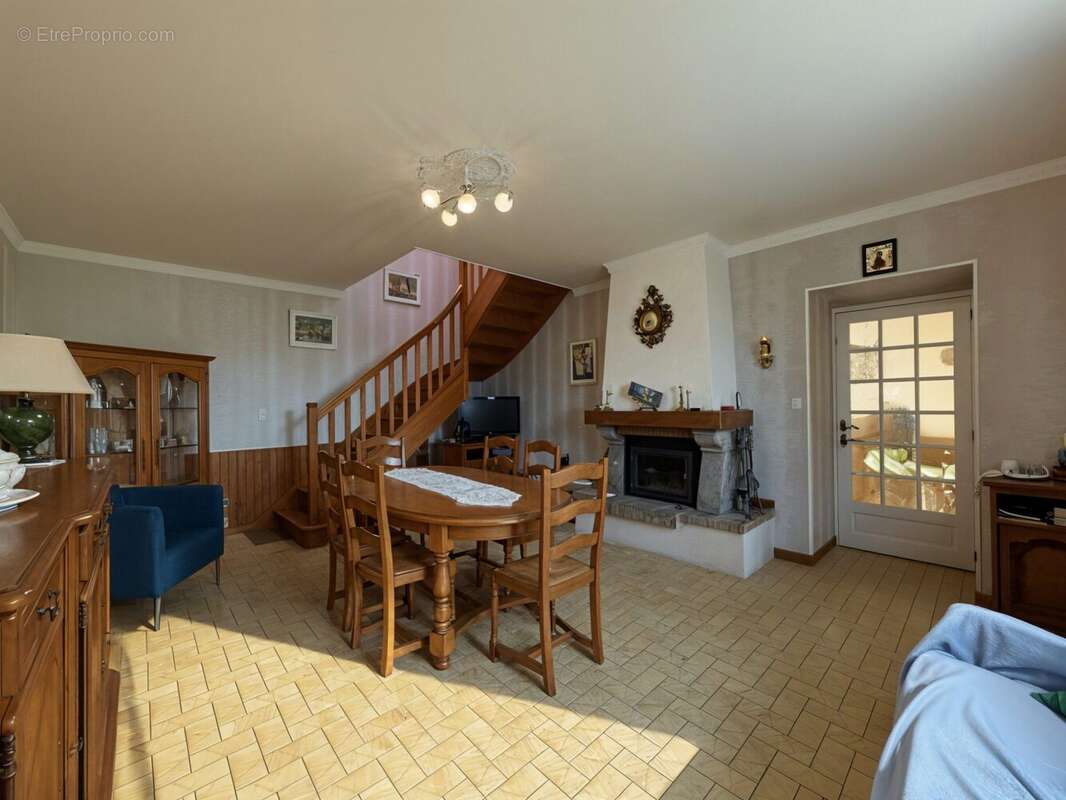 Maison à NOYAL-SUR-VILAINE