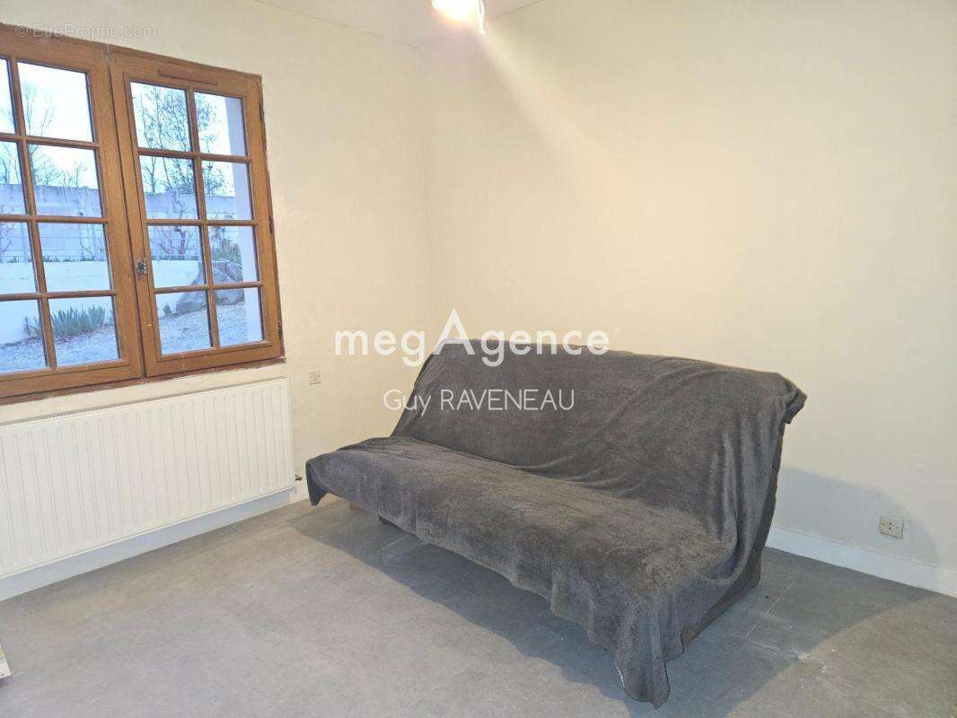 Maison à MONTREUIL-BELLAY