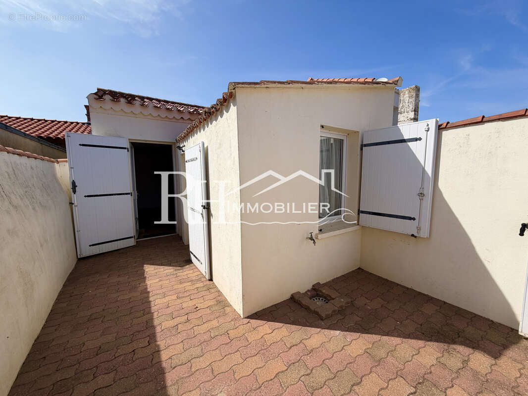 Maison T2 - La Gachère - photo 4